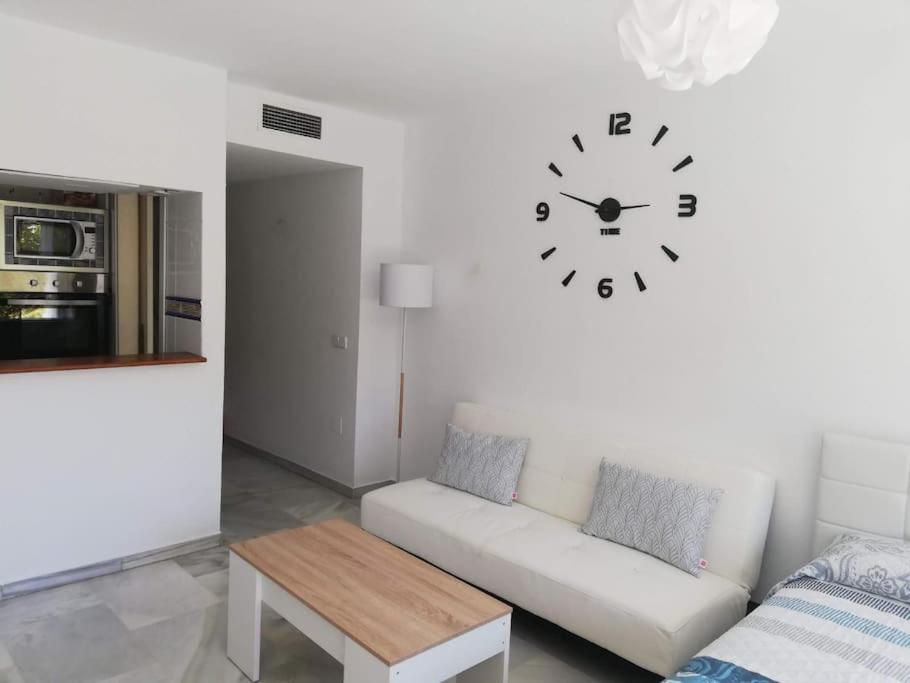 Estudio Cosmopolita Marbella Kültér fotó