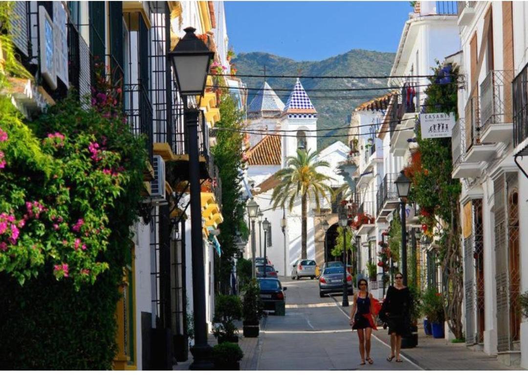 Estudio Cosmopolita Marbella Kültér fotó